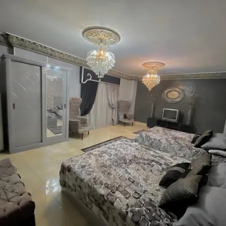 شقة Royal Sphinx House